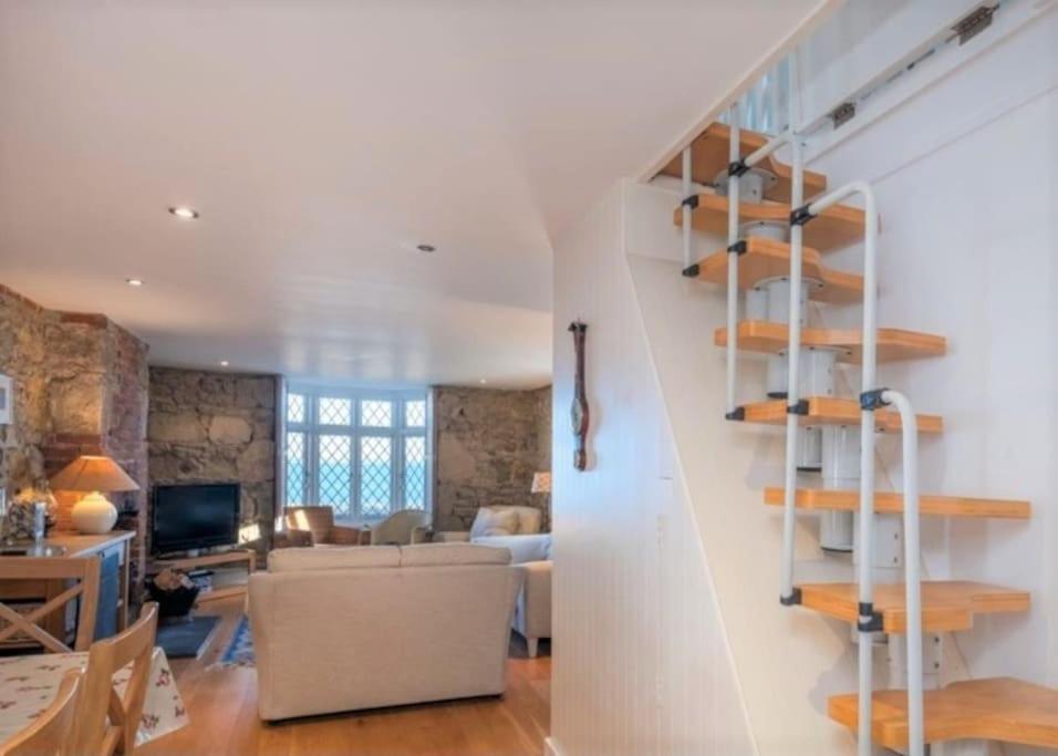 The Old Boat House, Seaview - Seafront Three Bedroom Cottage With Separate Two Bedroom Annexe Extérieur photo