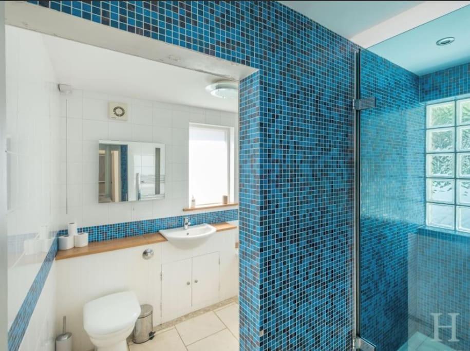 The Old Boat House, Seaview - Seafront Three Bedroom Cottage With Separate Two Bedroom Annexe Extérieur photo