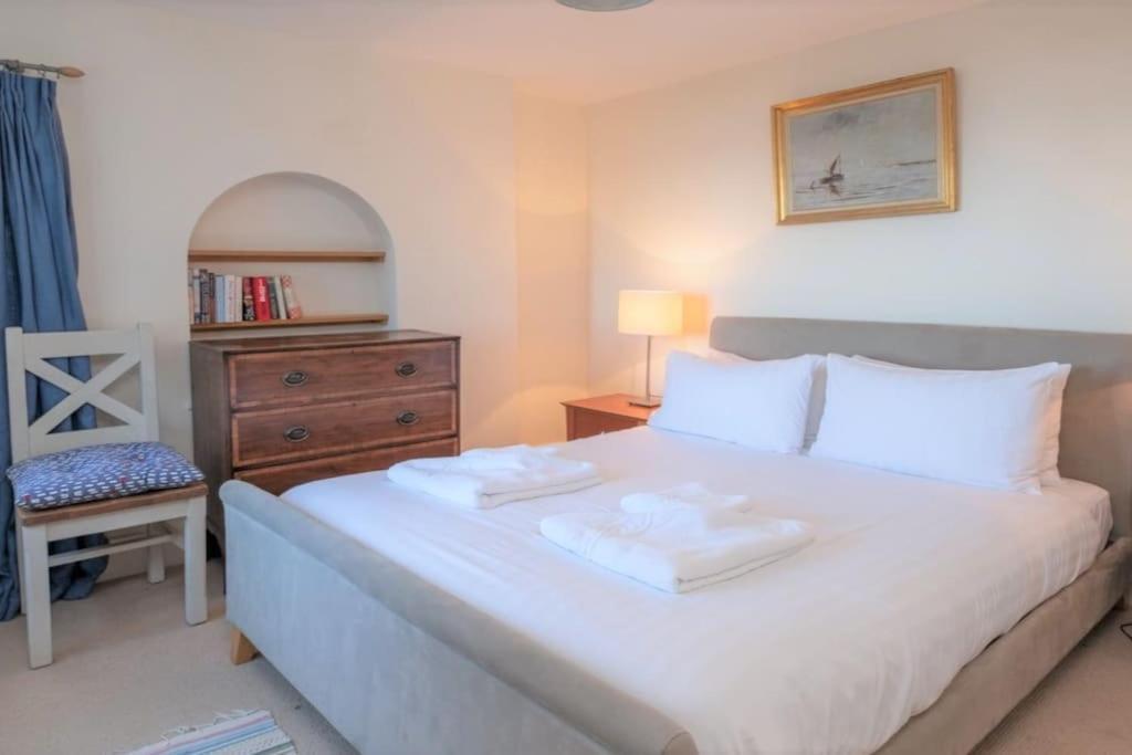 The Old Boat House, Seaview - Seafront Three Bedroom Cottage With Separate Two Bedroom Annexe Extérieur photo